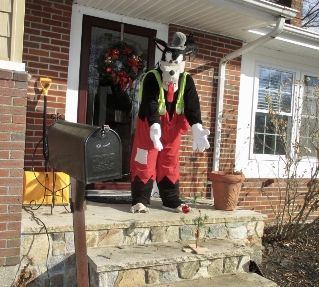 wiley207's tweet image. You want a Charlie Brown Christmas tree? THIS is a Charlie Brown Christmas tree! #charliebrowntree