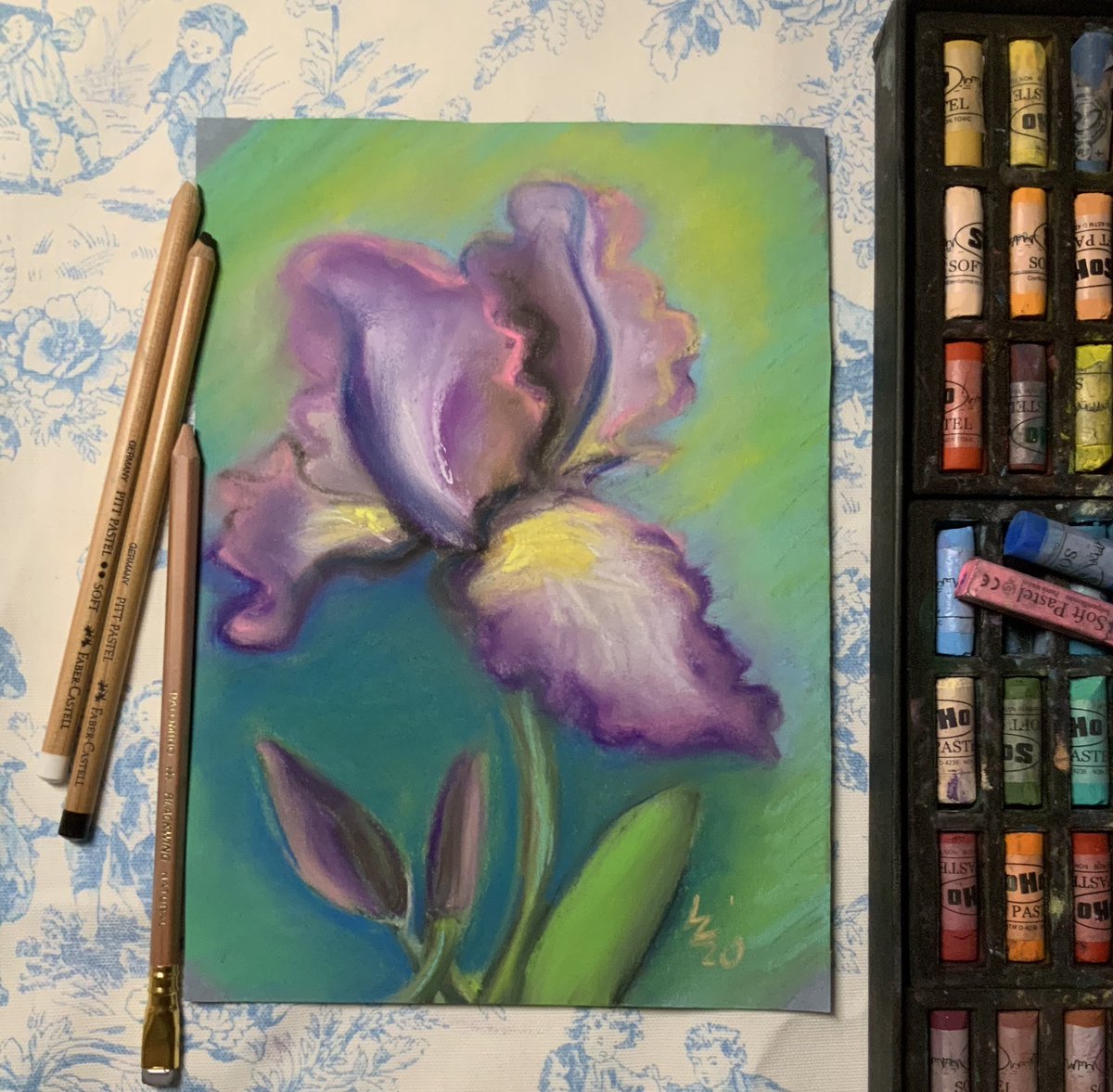 Iris Blooming, soft pastels, another piece I fought with, then tonight the finishing just flowed!
#softpastel #art #pastel #artist #drawing #pastelart #softpastels #softpastelart #painting #artwork #pasteldrawing #pastelpainting #pastelartist #softpastelpainting #pastels