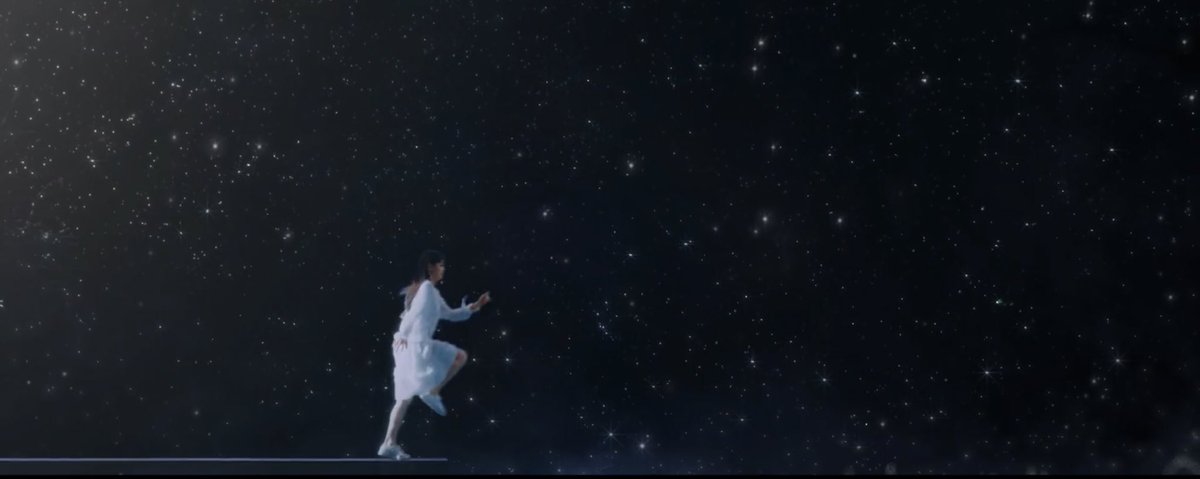 moreover, she appears to be mimicking olivia in the star mv as she jumps off of a long white strip similar to the diving board that olivia jumps off of in hi high. what intrigues me about this is how, unlike olivia, chuu isn’t being beckoned by yves. this is something that she +