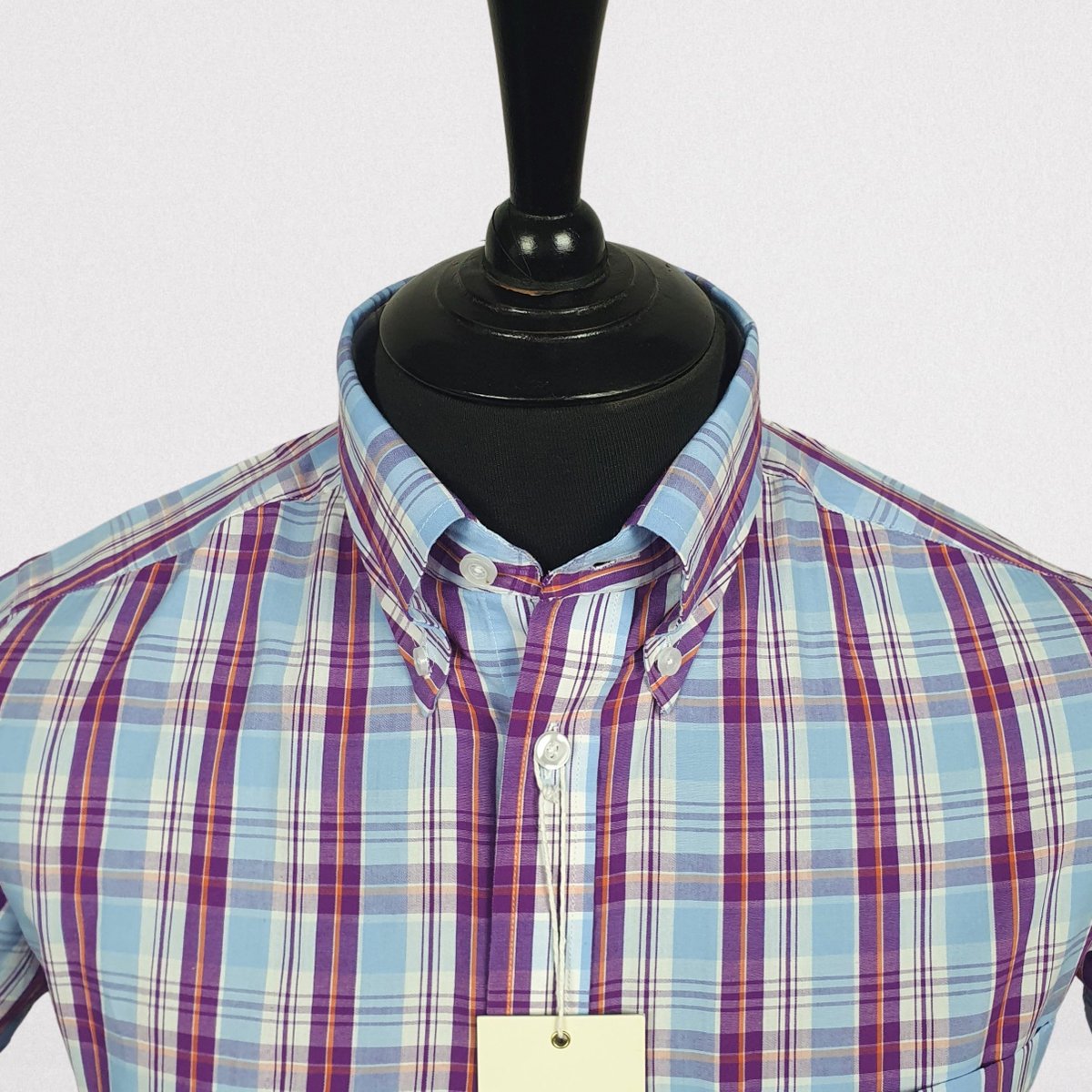 OxbloodClothing's tweet photo. PRE-ORDER these Limited Edition Light Blue, Orange & Purple - Real Hoxton Button-Down Short-Sleeved Shirts. Very Limited Stock!
.
https://t.co/mAY9NkHVFV
.
.
.
.
.
.
.
.
.
.
.
#skinheadreggae#skinhead#spiritof69#realhoxton#brutus #skinheadshop #relco #westham #westhamunited https://t.co/9nWVNFJGF8