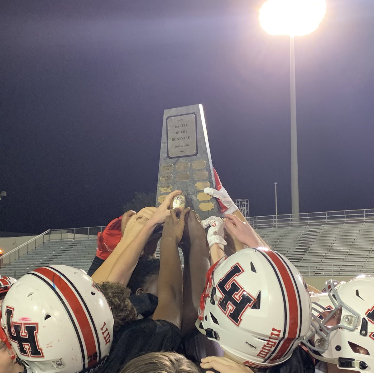 mrrustin's tweet photo. What an incredible night for @LBoysathletics and @LakeHighlandsJH our football program finished the season with a combined record of 15-1. District champs all around!!! #teamlhjh https://t.co/PXkod7D3CF