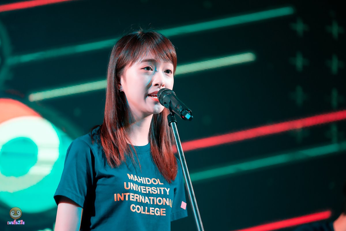 orange_pengin's tweet photo. Natcha Oom #MUOpenhouse #MUICEXPO #MUIC #NatchaOom https://t.co/cCnMYST57r