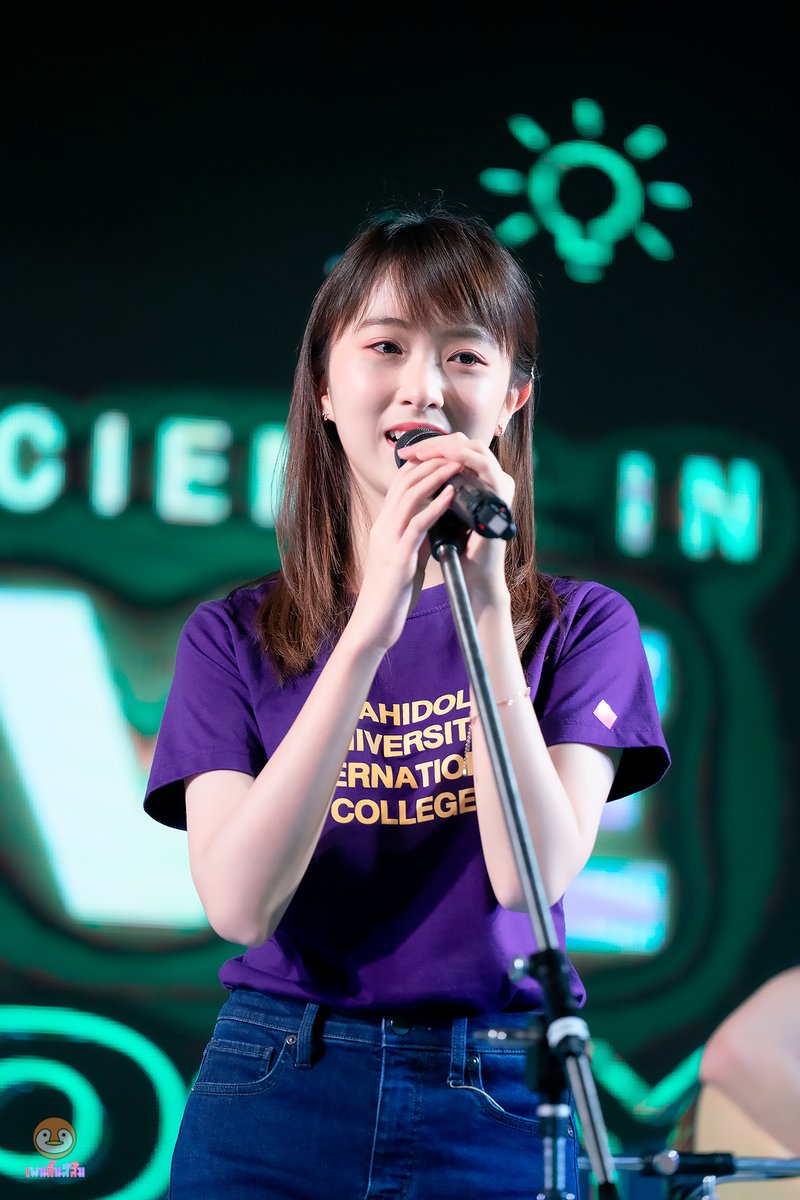 orange_pengin's tweet photo. Natcha Oom #MUOpenhouse #MUICEXPO #MUIC #NatchaOom https://t.co/Vnc4M0Dz0X