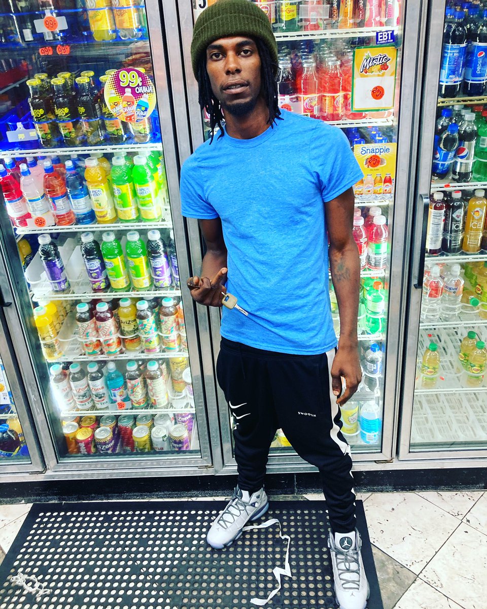 Cash6200's tweet photo. Probably Fucked Yo Bitch Be4 🥵💦 https://t.co/5ij8Y1m46e