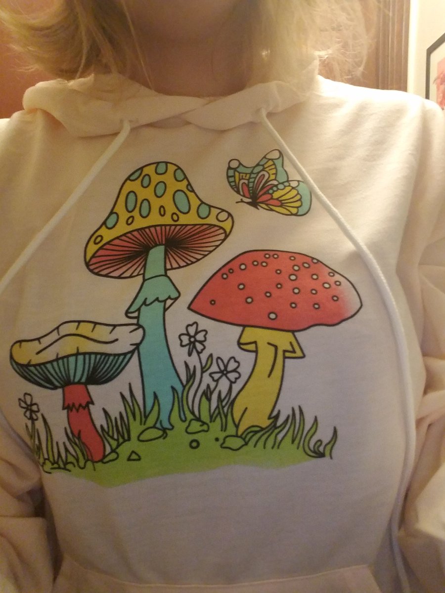 Zephyrenth's tweet photo. 🍄🍄🍄 https://t.co/UD1FqS1ihD