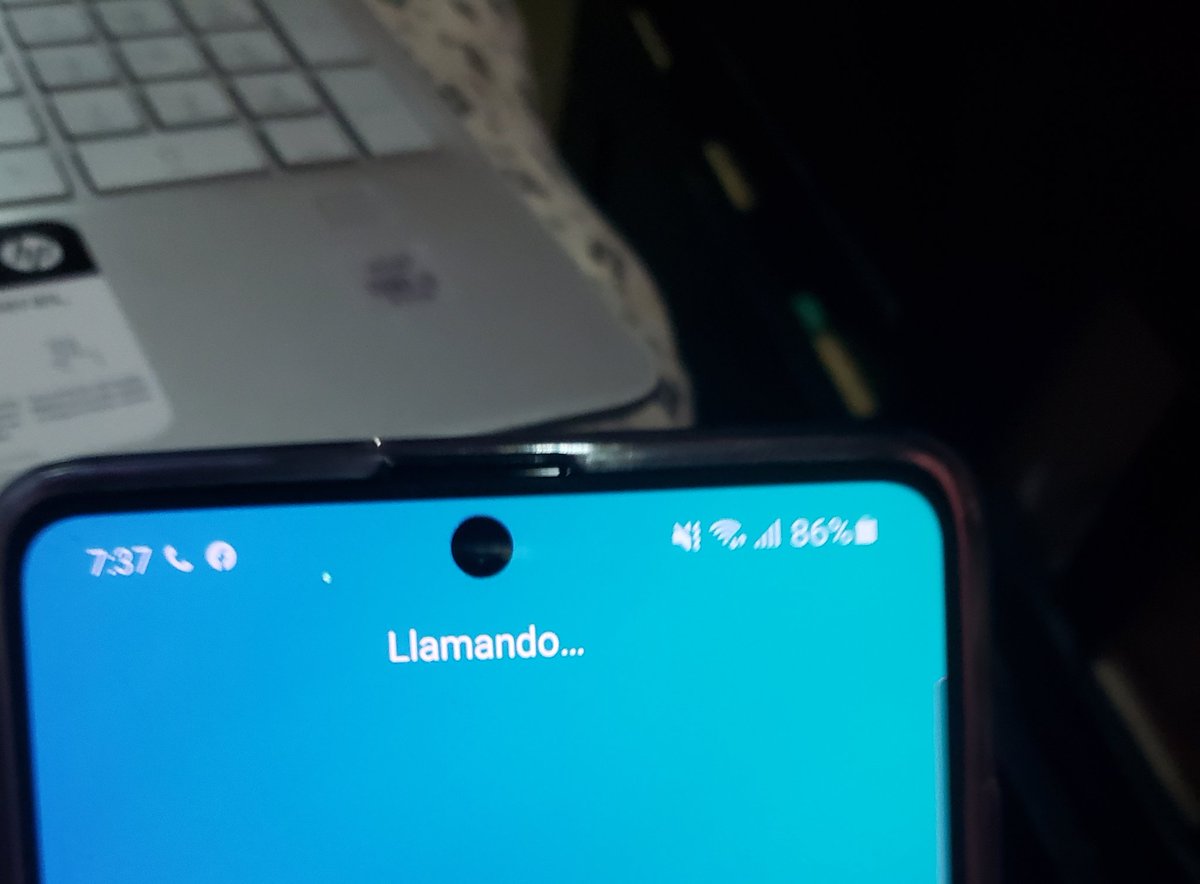 hg7631's tweet photo. @WalmartMXyCAM @Profeco @samsungmobilemx el día domingo realice la compra de un teléfono Samsung A71 en Walmart plaza oriente de la CDMX y trae un pixel muerto, acudo el día hoy para aplicar una supuesta garantía y me es negada https://t.co/vBbJEFL5Yr