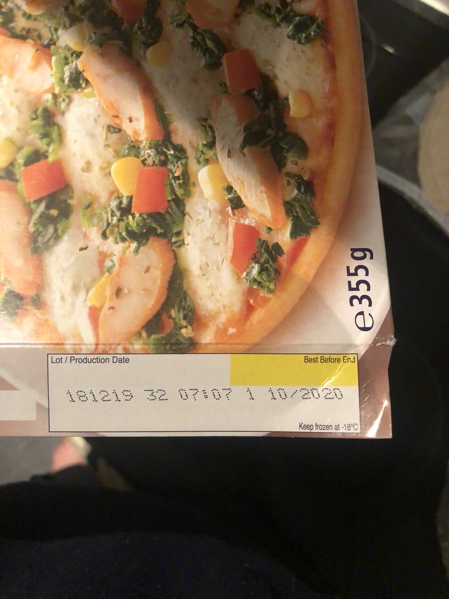 CoolSheev's tweet photo. @EuroGaragesLtd I’ve just purchased a pizza from one of your garages, and when I go to put it in the oven I notice that there’s ice all over it (more than should be for an in-date frozen pizza). I go to check the box and find that it’s best before date was OCTOBER. https://t.co/ptihYf6iZV