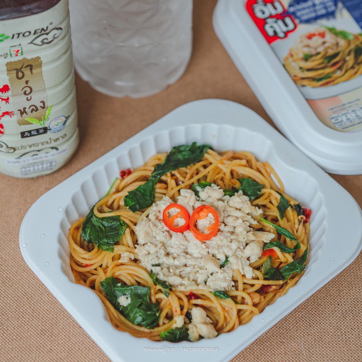 wherewillgo's tweet photo. หิวเมื่อไหร่ก็แวะมา7-11 วันนี้เจอเมนูเด็ด “สปาเก็ตตี้ขี้เมาไก่” เมนูอร่อยเกินคาดในราคา 35 บาท! 
✨ตอนนี้มีโปร #อิ่มคุ้ม+9 บาท หรือ +19 เลือกเครื่องดื่มไปกินคู่กันได้เลย 
⏰ เริ่ม7- 23 พ.ย. 63
📍 7-11 ทุกสาขา 
#เซเว่นอิ่มคุ้ม
#อิ่มคุ้มทุกมื้อที่เซเว่น #อิ่มคุ้มกับคุณหลวง https://t.co/KvmkDHB6mR