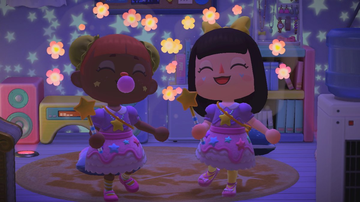 BunE_Bot's tweet photo. played with rue and jojo for the first time in forever <3 #AnimalCrossing #ACNH #NintendoSwitch https://t.co/Rl8UfYirqq