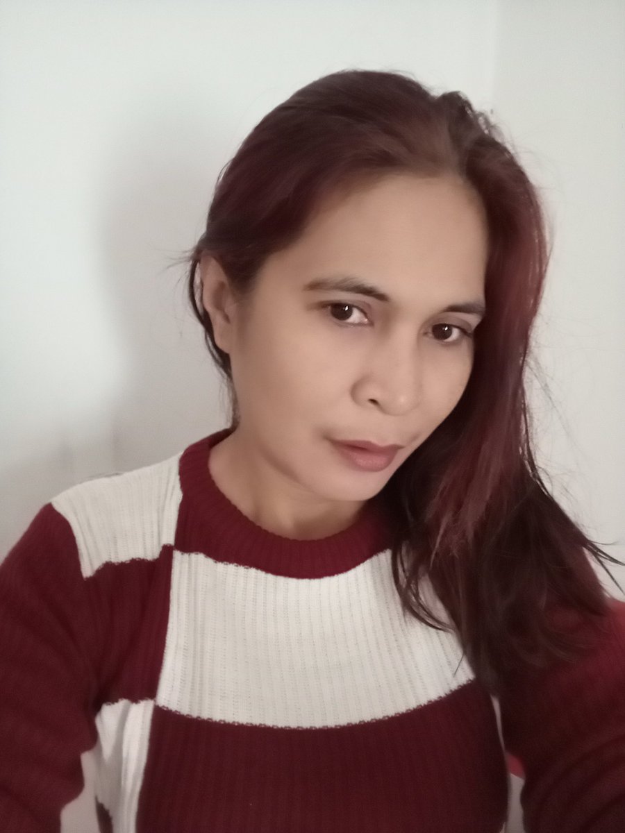 Syakhilla8's tweet photo. Slamat siang buat smuanya,bunda off dl ya day,krn ada kpentingan kluarga 🙏🙏🙏 https://t.co/tANLaBg1y6