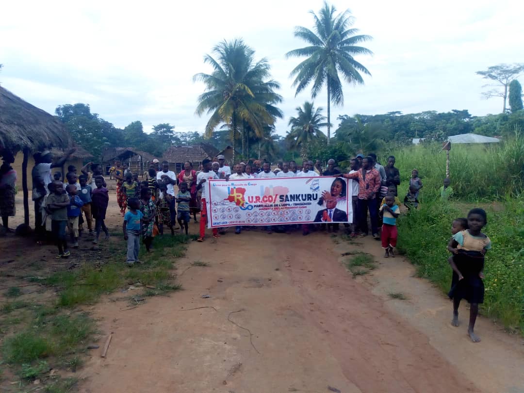 Gkabo_cellcom's tweet photo. SOUTIEN A LA VISION DU CHEF DE L'ÉTAT @fatshi13 #urco_UDPS_TSHISEKEDI APRÈS KINSHASA,GOMA ET MATADI, #urco VIENT DE FAIRE SON INSTALLATION DANS LE #SANKURU.
@pdsimonikamba @Presidence_RDC @central_sage @DeniseNyakeru @FondationDNT @auguyka70 @kabund_jmkkrock @FatshiNews @urcordc https://t.co/fg2W493v9P
