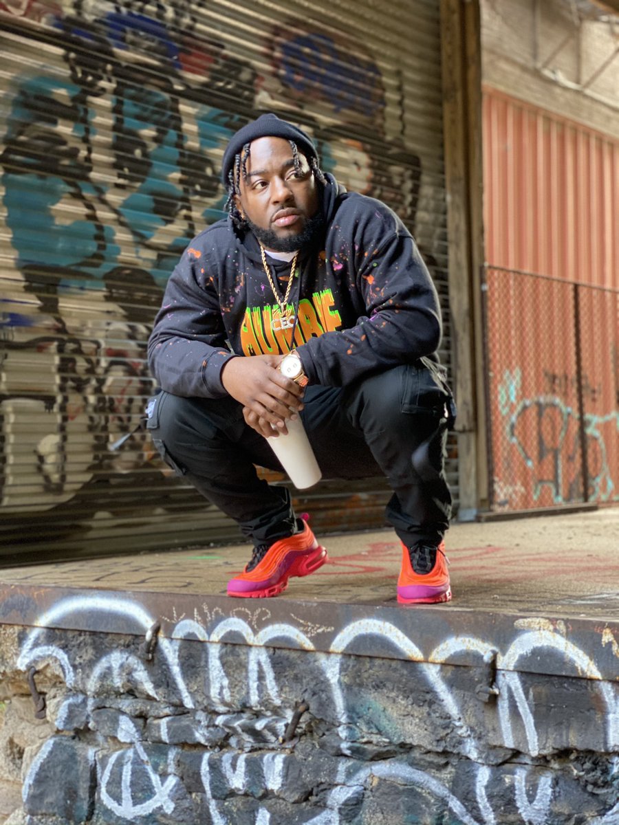 YGKC51's tweet image. youtu.be/rCQZEbRx51c hit the link for me YGKC-TRAINING WHEELS @lilbaby4PF @YFNLUCCI @kcamp