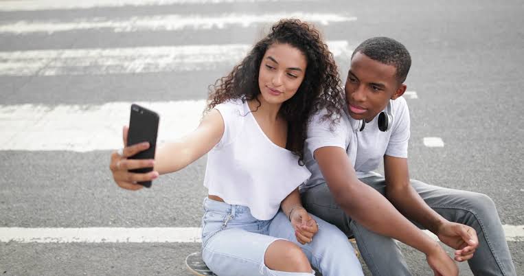 Typical boyfriend: might have started off as the catch, but eventually he started to simp with timeShe might love him but her sexual attraction decreases everydayShe keeps him around as arm candy while she searches for strange and attractive dick