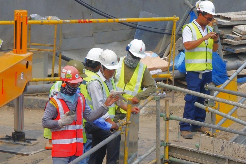 RootcareerRCS's tweet image. சிங்கப்பூருக்கு வெளிநாட்டு தொழில்நுட்ப திறமைகளை ஈர்க்க உதவும் புதிய வேலை அனுமதி – பிரதமர் லீ
#singapore #workpass #workpermit #internship #student #salary #foreign #employment #education #SGUnited #SG #jobs #skills #pmlee #RCS #karur

sg.tamilmicset.com/singapore-tami…