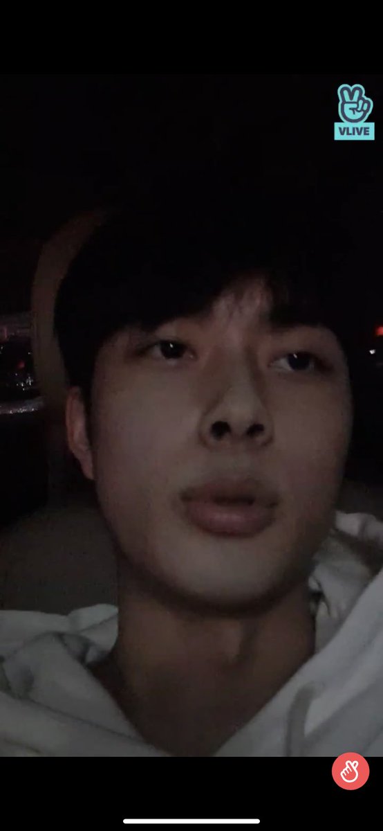 mysthtosh's tweet photo. ซอนโฮพี่จะตายอยู่แล้ว https://t.co/QU7XGoCBZ1