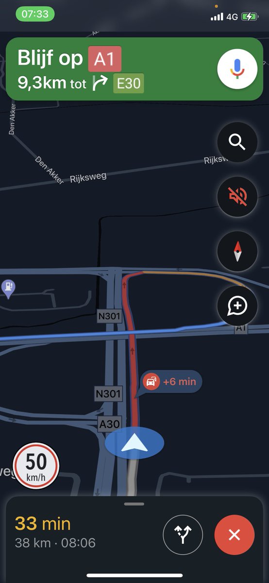 Altijd fijn dat er mensen geleerd hebben om een file zelf te creëeren door dozeer stoplichten aan te laten staan A30 oprit A1 zonder dat hier noodzaak voor is. # rijkswaterstaat #a1 #a30
