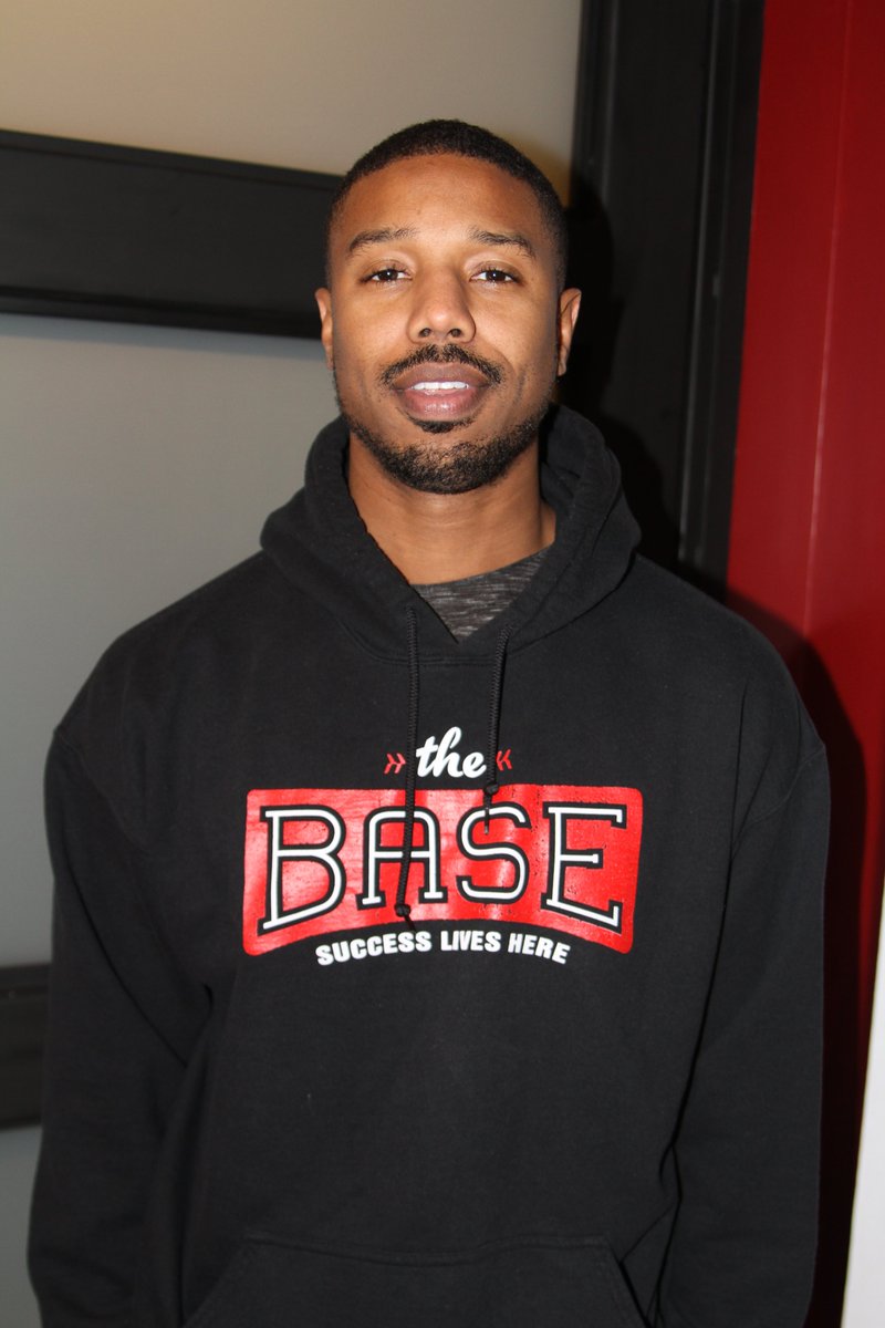 base_chicago's tweet image. Congratulations @michaelb4jordan  on your @people Magazine Award.
👏🏾👏🏾👏🏾 #thebaseway #westgarfieldpark #successliveshere#successliveshere.