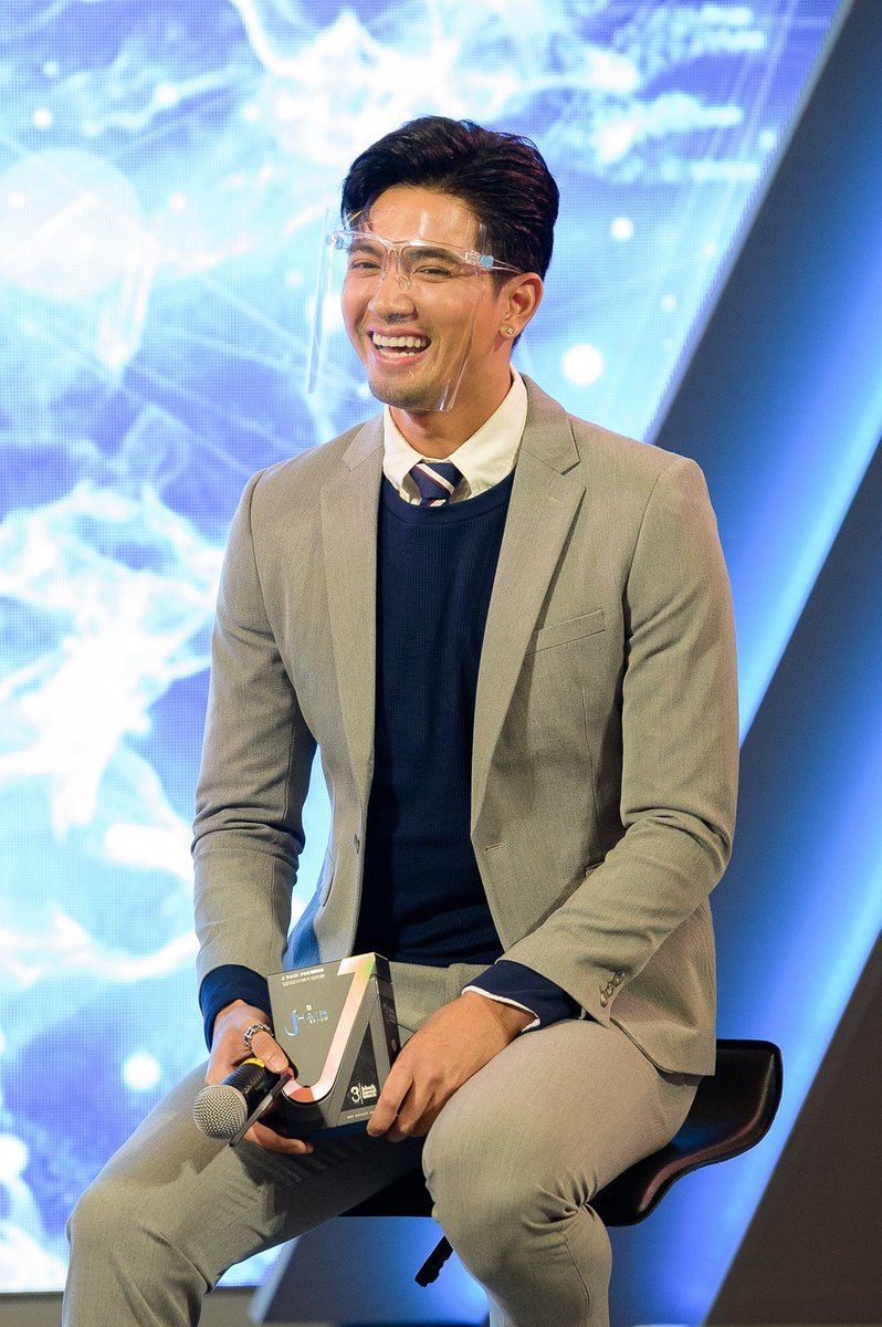 WinWinPRPlus's tweet image. ภาพบรรยากาศงานเปิดตัว JHAIR Concentrate Serum ของบริษัท นัมเบอร์วัน 888 จำกัด เมื่อวันที่ 16 พฤศจิกายนที่ผ่านมา ณ Fashion Hall ชั้น 1 สยามพารากอน

#JHAIRตัวจริงเรื่องผม
#เจแฮร์ตัวจริงเรื่องผมxเข้ม 
#เข้มหัสวีร์ 

จัดโดย บริษัท วิน วิน พีอาร์พลัส จำกัด
☎️ โทร 02-0486265