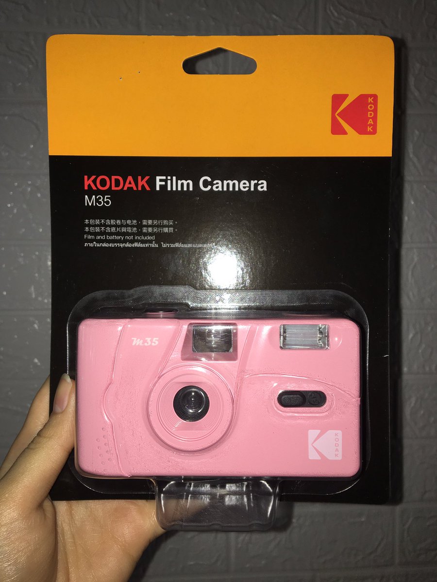 pigtestz's tweet photo. ส่งต่อ #kodakm35 ค่ะ 750 #ส่งฟรี ยังไม่ได้แกะใช้เลย #กล้องฟิล์ม #พร้อมส่ง https://t.co/C1gPr93KCJ