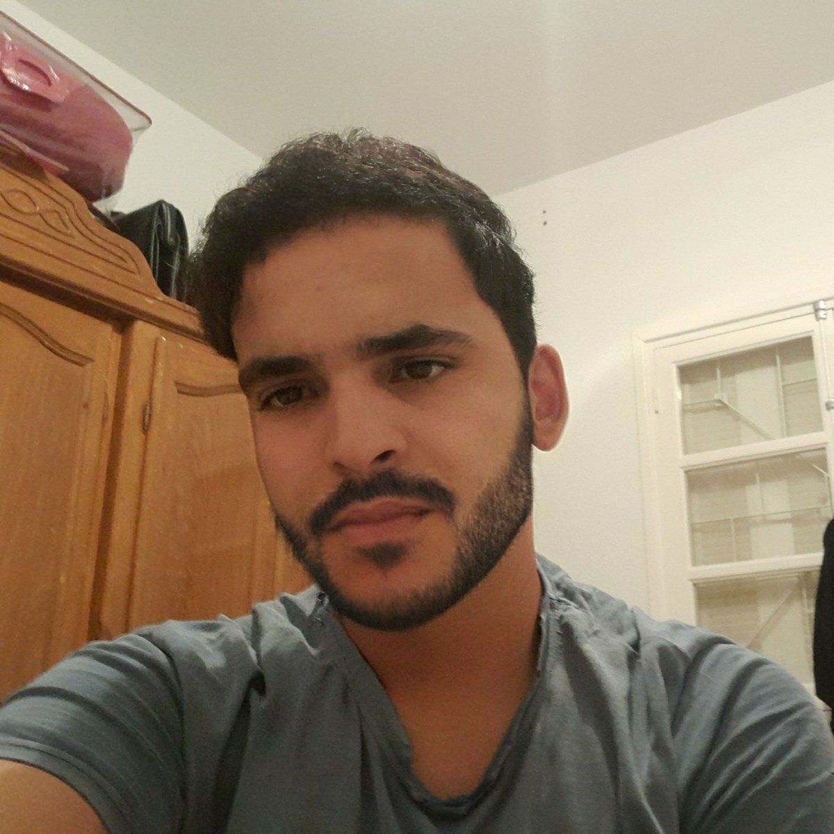 BahaHeni's tweet photo. #NouvellePhotoDeProfil https://t.co/XbGvHbvblg