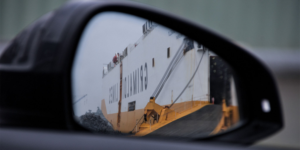 MOSOLFgroup's tweet photo. Erfolgreiche erste Verladung am MOSOLF Auto Terminal Wilhelmshaven. Mit der GRANDE PORTOGALLO macht das erste Schiff der italienischen #GrimaldiGroup am #MOSOLF Terminal in Wilhelmshaven fest. 
https://t.co/SqZQUeoGM3

#automobillogistik #automotivelogistics  #Wilhelmshaven https://t.co/oj7emEB8ro
