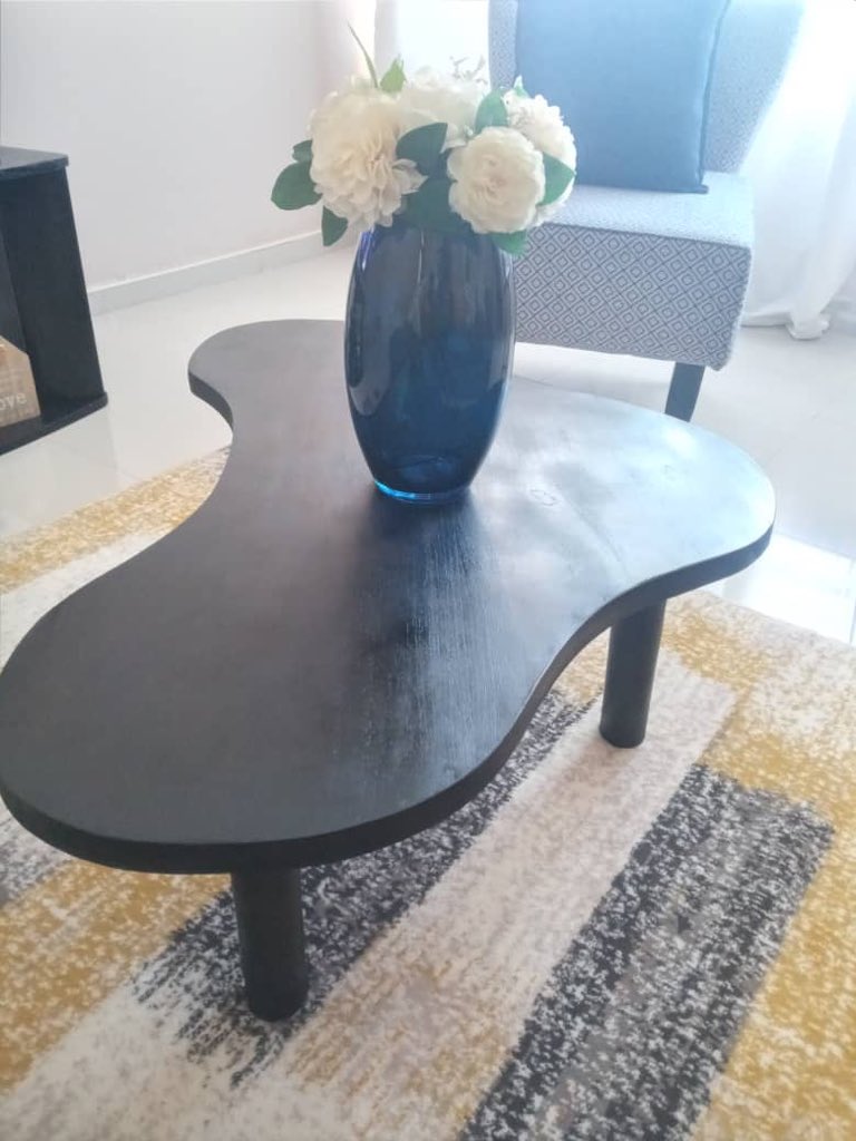 LikotaZM's tweet photo. Whatever your choice in design, a coffee table will remain a great and essential piece of furniture in the interior of every living room.
Contact us for custom made coffee tables on +260963882720
Product Price: K1500
#Likota #HandmadeZambianFurniture #Lusaka #ClientCamera https://t.co/jXhB6FJ6UG