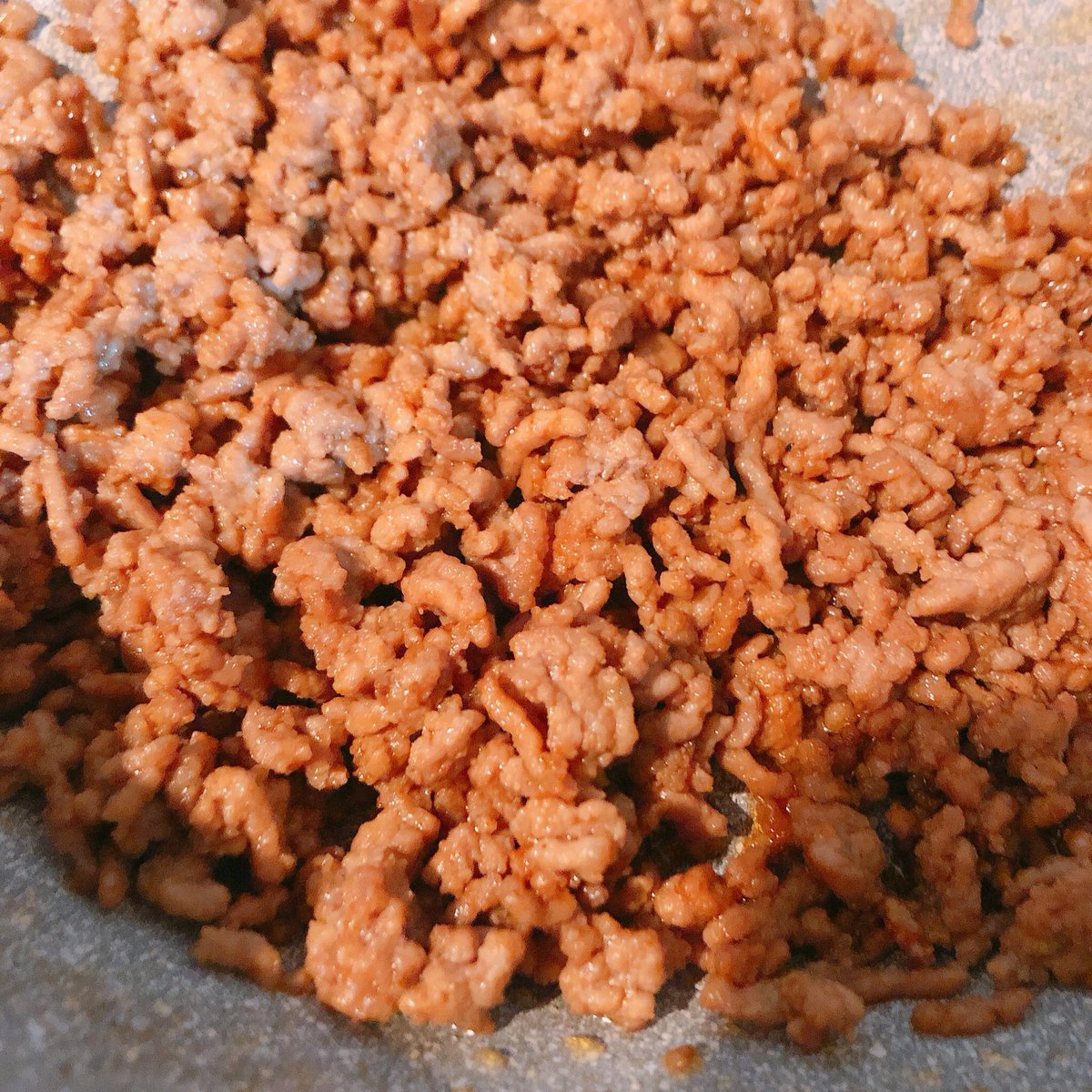 ナムルって作るの簡単だけどちょっとダルイよね🤣めっちゃ美味しく作れました❣️丼ものは簡単で美味しいから毎回丼だ🤢✨

#ビビンバ　#中華スープ https://t.co/b3SFY4Sh84