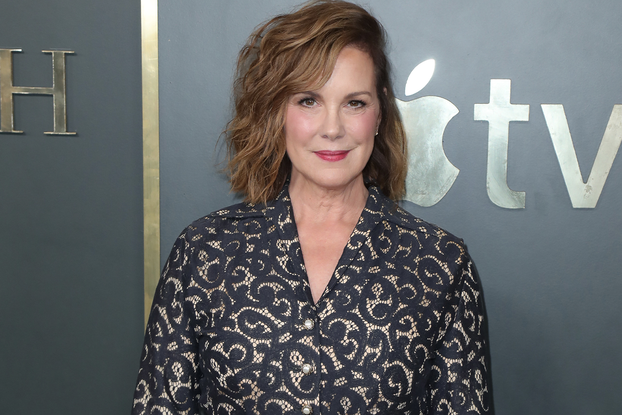 Happy Birthday to Elizabeth Perkins. 