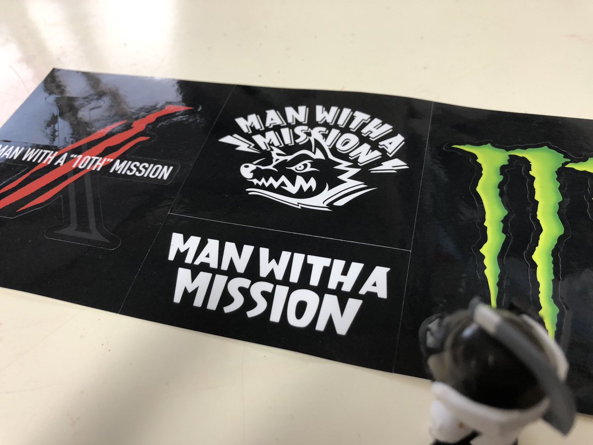 Twoucan Monsterenergy の注目ツイート イラスト マンガ コスプレ モデル