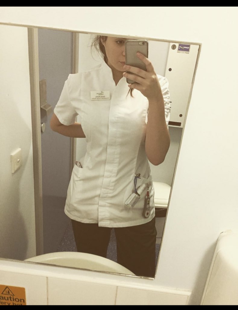 sarahr_OT's tweet photo. 4 years ago I undertook my first ever OT placement at uni. This week I have started my new role as a Band 6 occupational therapist #timeflys #lovemyjob #OT https://t.co/yv5MQbPJTT