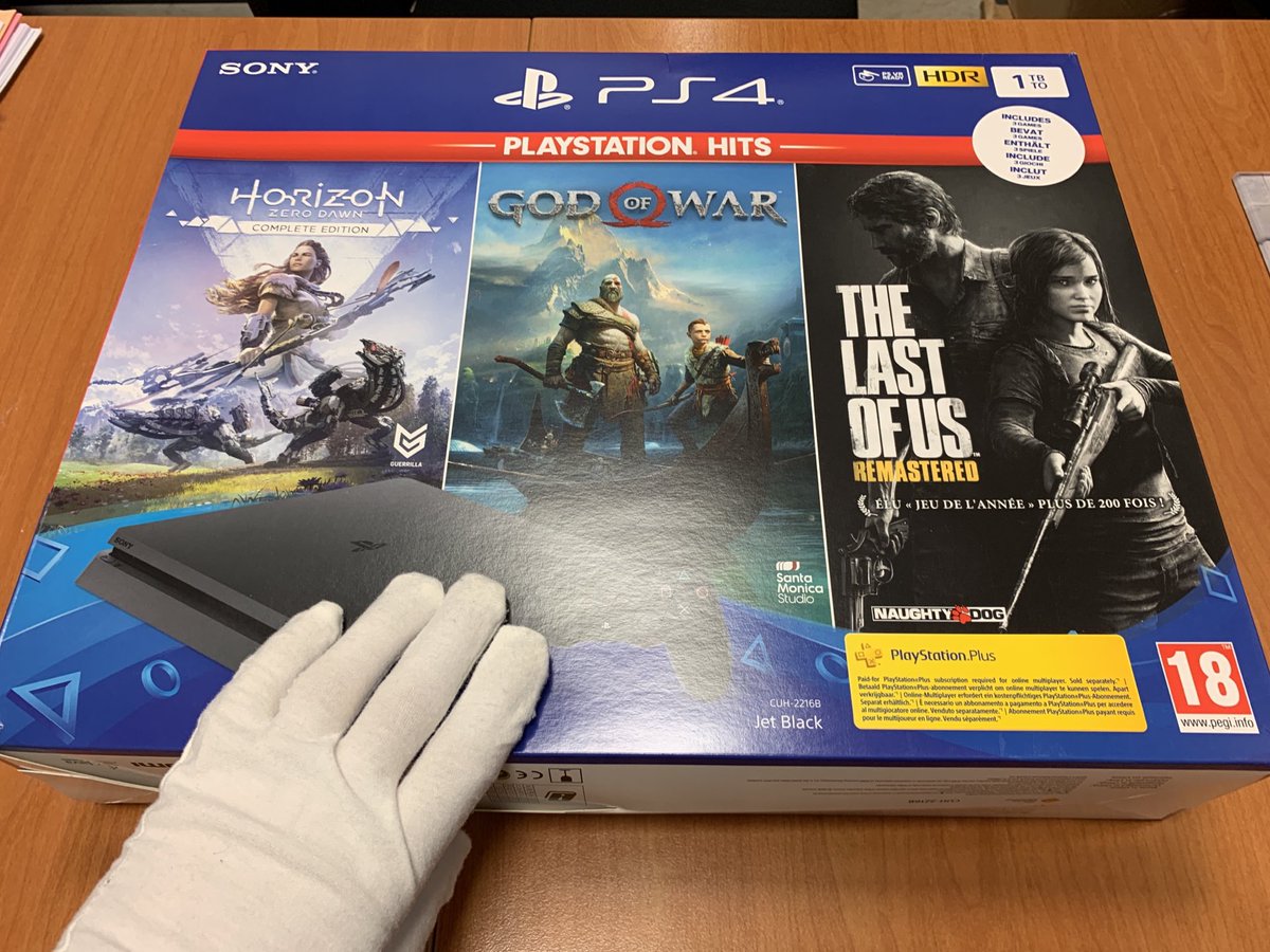 OldiesPassions's tweet photo. 🔥🔥 #JEUCONCOURS 🔥🔥

P.O vous offre la possibilité de gagner 1 #ps4 + 3 jx!

⚠️Conditions obligatoires⚠️
#follow aux comptes Twitter @OldiesPassions , Instagram et youtube de Passions Oldies

Fin du JC : 02/12/2020
TAS: 03/11/20
#Concours #jeu #rt #ps5  #PlayStation5 #follow https://t.co/K16n2RL0pu