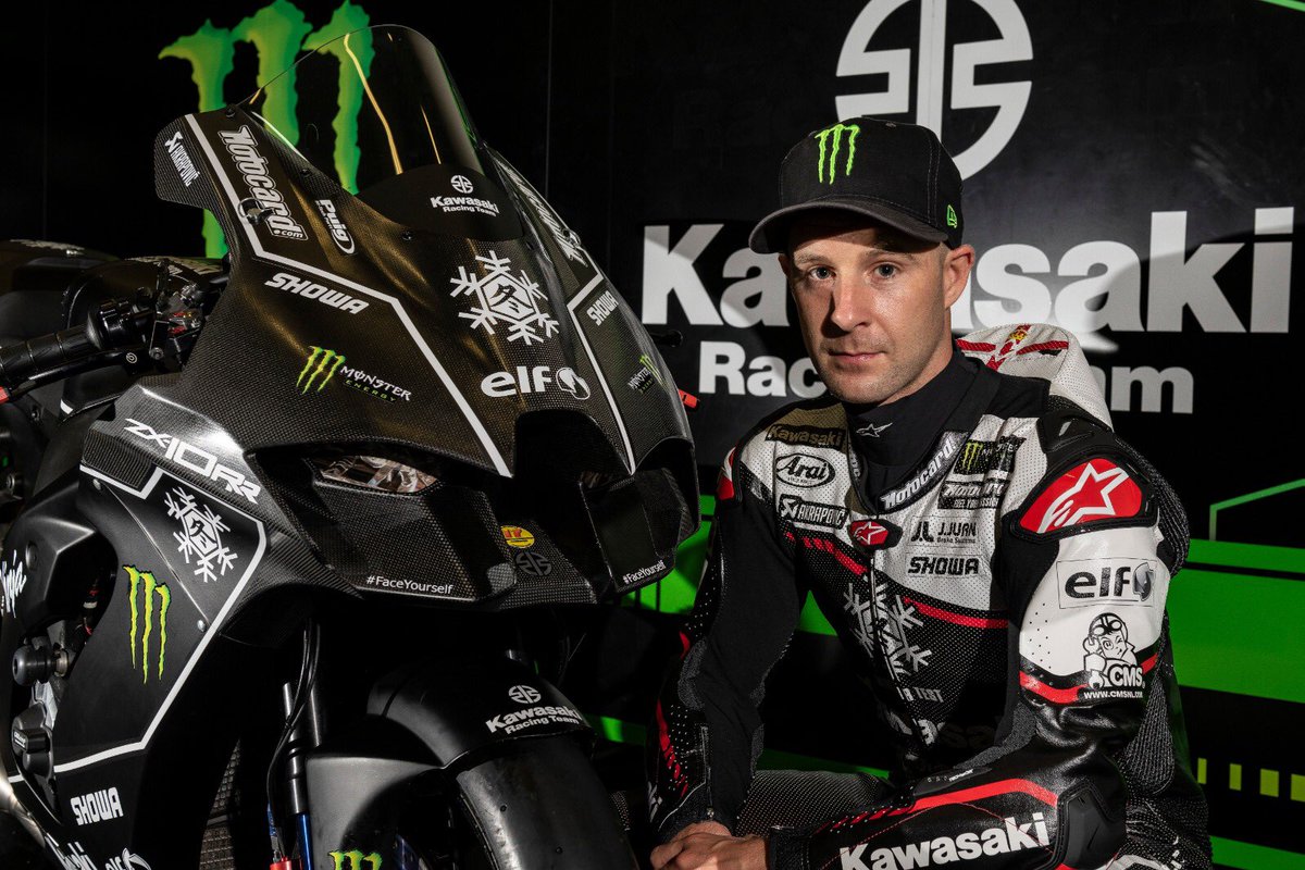 DeLasRuedas's tweet photo. Bueno, parece que hoy estrenaran la Kawasaki ninja 2021 en los #JerezTest . Por aquí os dejo unas fotos de la nueva moto #WorldSBK #ByFonso https://t.co/tgR8uvGru8