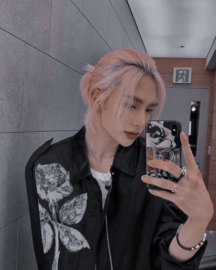 𝕽𝖊𝖛𝖆𝖓𝖉𝖗𝖆 𝕯𝖊𝖑𝖛𝖎𝖓 𝕬𝖑𝖉𝖊𝖗𝖎𝖈𝖐 tweet media