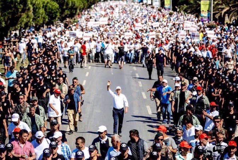 #AslaYalnızYürümeyeceksin