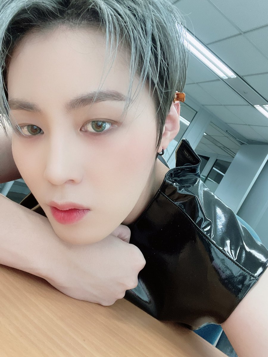 저녁 메뉴 추천 좀 해주세요...><😚