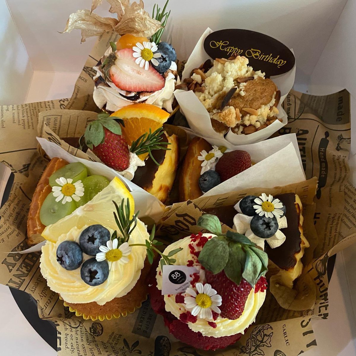 88car_fe's tweet photo. 🙃✨🧁🍰🎂🌿 https://t.co/p6cw13nZ7g