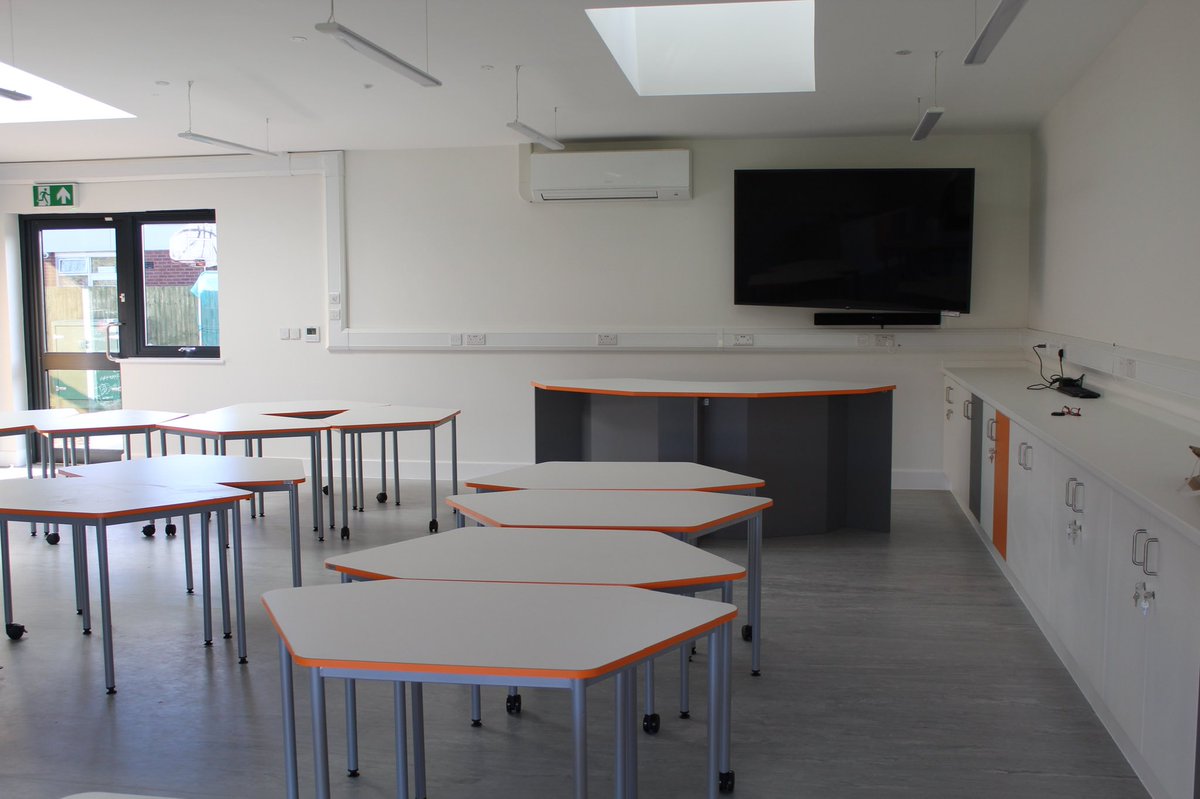 LoseleyFields's tweet photo. To launch our new bespoke science classroom &amp; outdoor Learning area - the ‘Field Study Centre @ Loseley’, we  are planning a Science Day for our pupils in collaboration with @RGSGuildford @SurreyWT @wwf_uk @rootsforfuture @UniOfSurrey @gabbot_news

#Science #Farncombe #Godalming https://t.co/0d3tP6NaXh