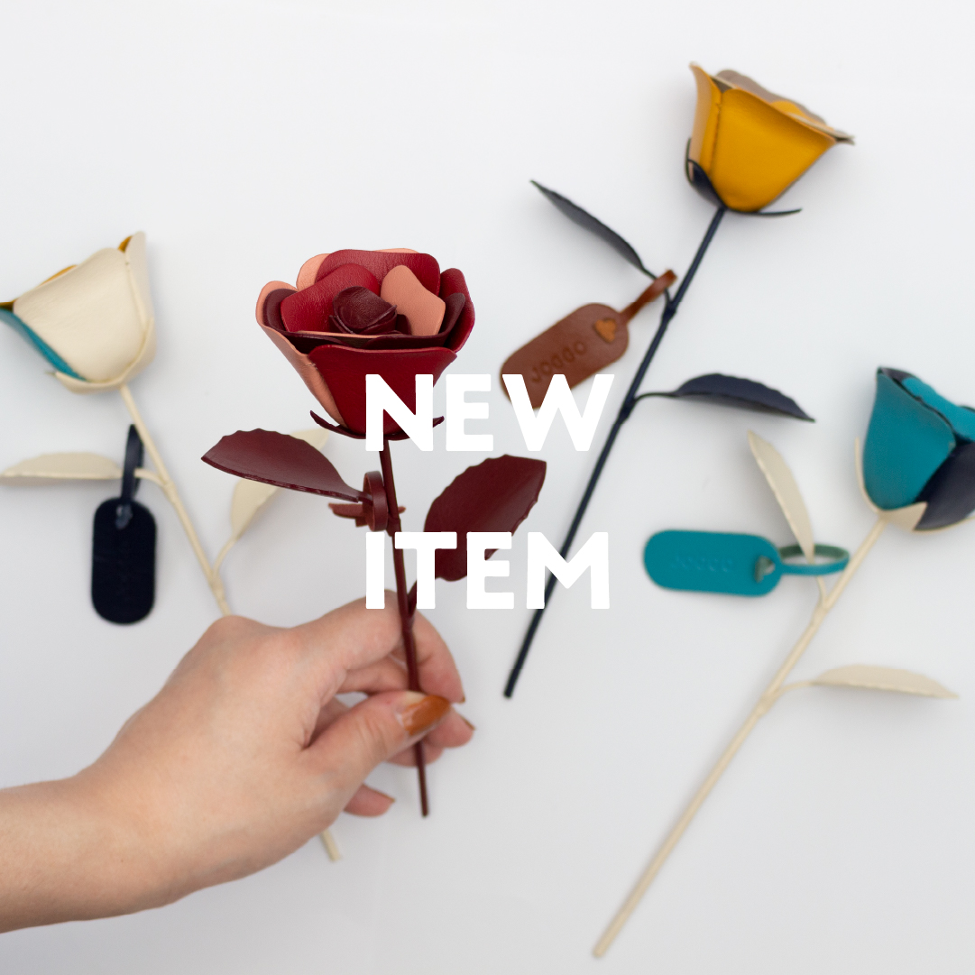 Joggo Custom Gift New Item 革の一輪花 バラ 2 980 Tax 発売開始から話題の 枯れないバラ のご紹介 見た目もオシャレで 渡せばきっと特別な思い出になるはず 推し色を使って自分へのちょっとしたご褒美にお部屋に飾るのも