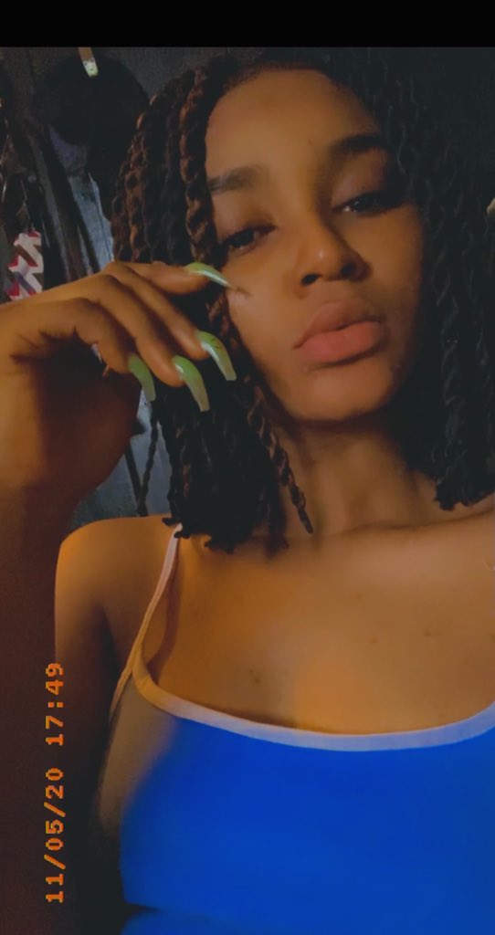 nwankwosoby's tweet photo. Been super busy stressed and tired
😭. This country is fuckin hard
Filters be helping my gaddamn life🤦🏻‍♀️😞 https://t.co/CYFJ4mFItC
