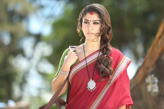 nayandevotees's tweet photo. Vasuki 👌❤

#HBDLadySuperStarNayanthara
#HBDNayanthara 
#HappyBirthdayNayanthara 
#NetriKann https://t.co/8pBpUhIvOZ
