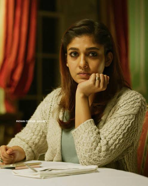 nayandevotees's tweet photo. Cuteness 🙂❤

#HBDLadySuperStarNayanthara
#HBDNayanthara 
#HappyBirthdayNayanthara 
#NetriKann https://t.co/ebrwxPCpxg