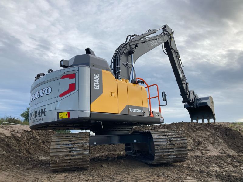 HillEngineering's tweet photo. Volvo EC140EL supplied to CS & E Ingram from SMT GB fitted with our Tefra Tilting Fully Hydraulic Hitch. Thank you both for your custom.
#simplysafe #quickertofit #madeinni
Tel: 02830252555
Email: enquiries@hillattach.com
https://t.co/nDprmWYV4r https://t.co/Ps5QOMPrN6