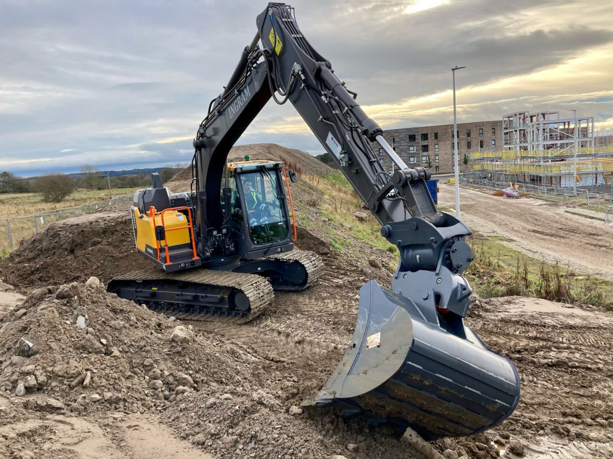 HillEngineering's tweet photo. Volvo EC140EL supplied to CS & E Ingram from SMT GB fitted with our Tefra Tilting Fully Hydraulic Hitch. Thank you both for your custom.
#simplysafe #quickertofit #madeinni
Tel: 02830252555
Email: enquiries@hillattach.com
https://t.co/nDprmWYV4r https://t.co/Ps5QOMPrN6