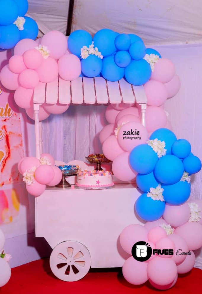 BfivesEvents's tweet photo. Mauricianah Sunshine @ 7 Birthday Party cont'd 

Location: Munyonyo.

#bfivesevents #WeRedfineEvents
#Zakiephotography

#photobooth #candycart
1/2 https://t.co/KxuEBpP90u