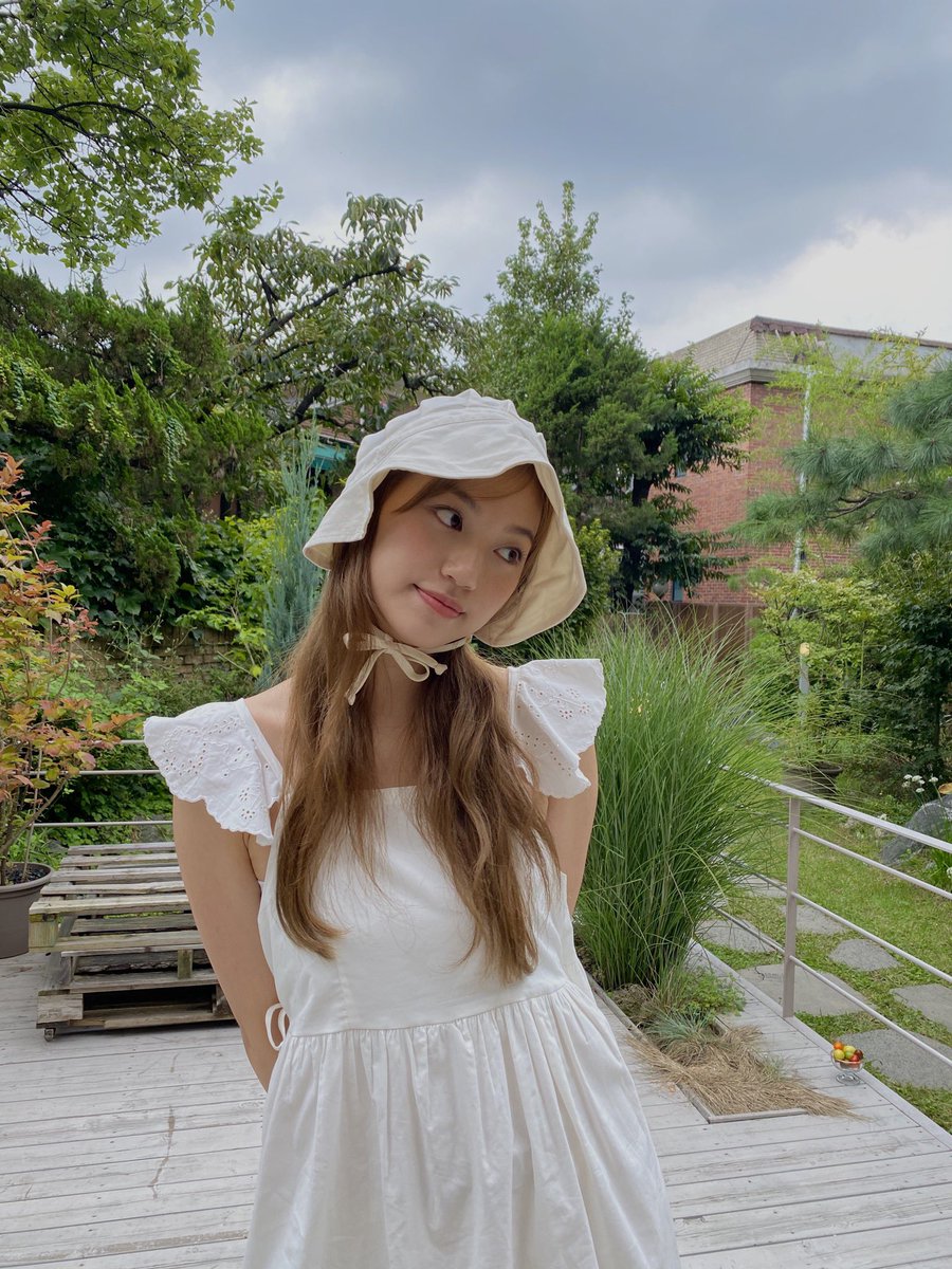 WekiMeki 위키미키 tweet media