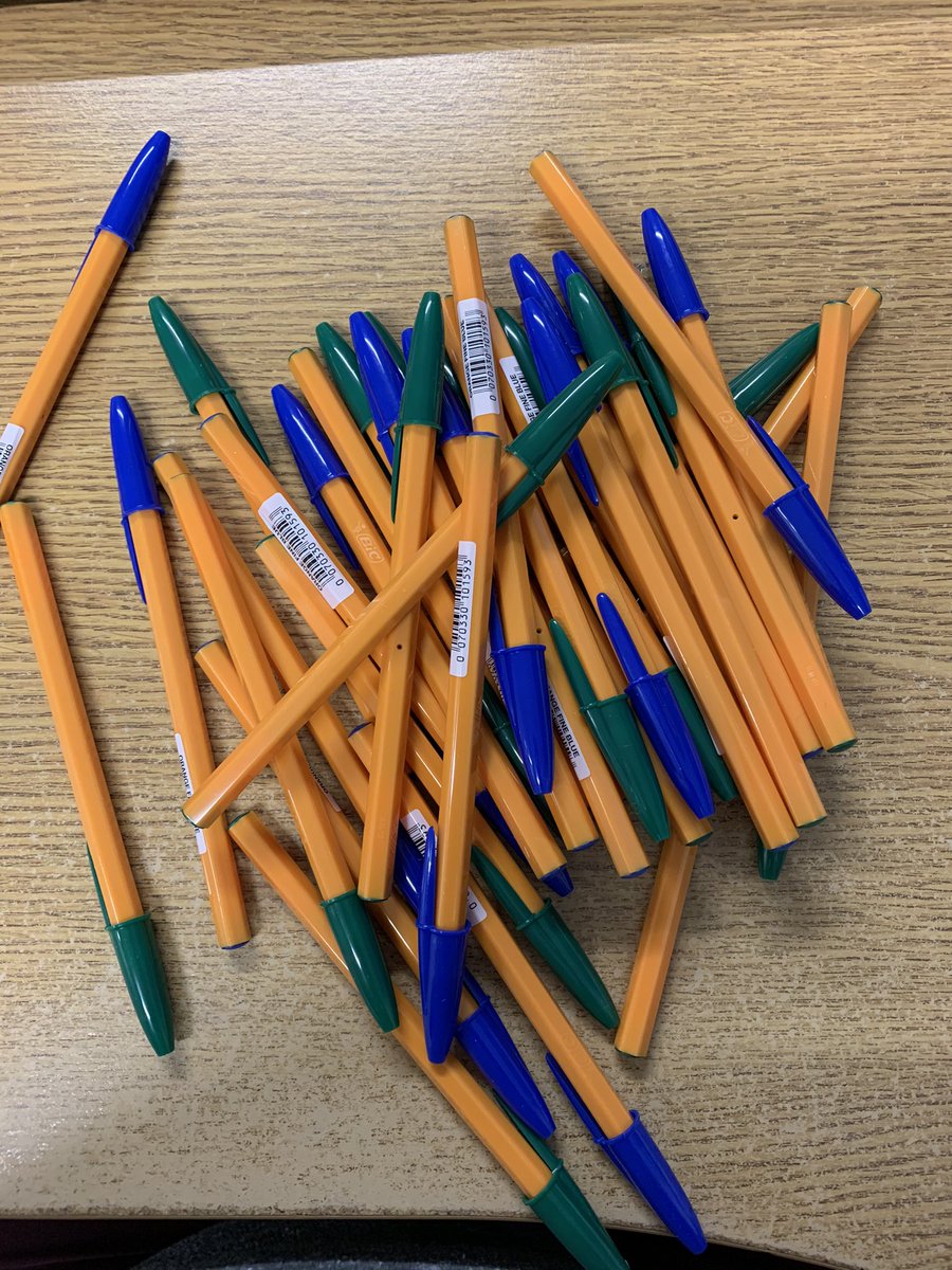 CharlieCoxYC's tweet photo. Anyone who has ever worked with me will know this is the best day ever 😍 (@emmacusack8 😉) #PenTheft #PenPerfection #SmallThings #UltimateJoy @bicpens https://t.co/U2ZPiRefE0