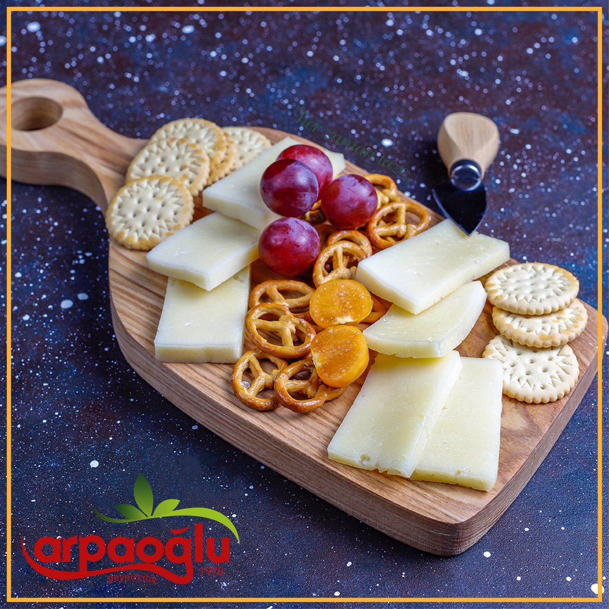 Atıştırmalıkların tadı en güzel Arpaoğlu Peynirleri ile çıkar... 🧀😋

#arpaoglu #arpaoglupeynirleri #peynir #peynirci #peynircilik #peynirler #istanbul #doğal #doğalürünler #yöresel #yöresellezzetler #yöreselürünler