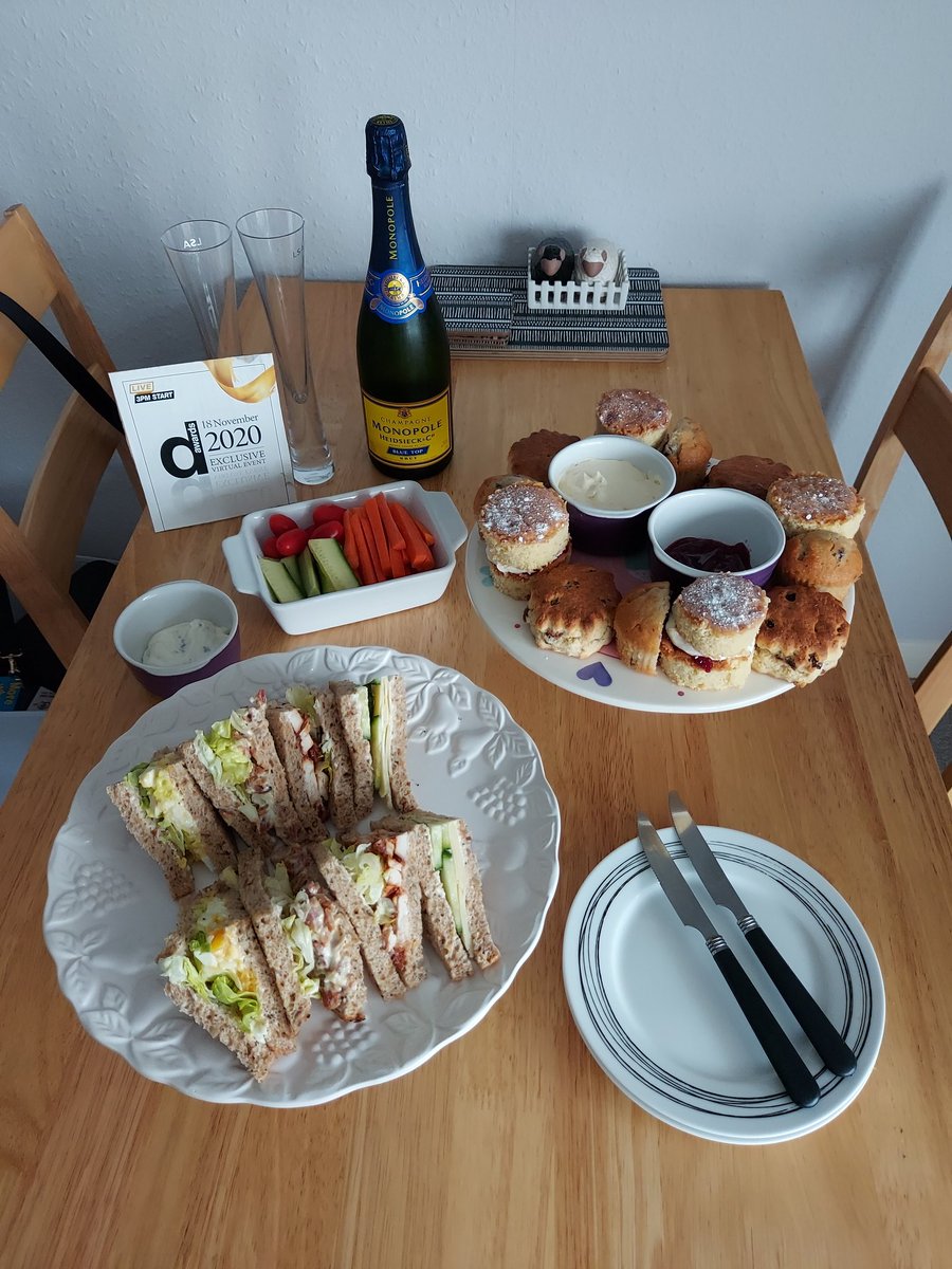 When you can't go to the @designerawardUK for a fancy party, we bring the party to us 
#virtualdesignawards2020 #afternoonteaparty #finalist2020