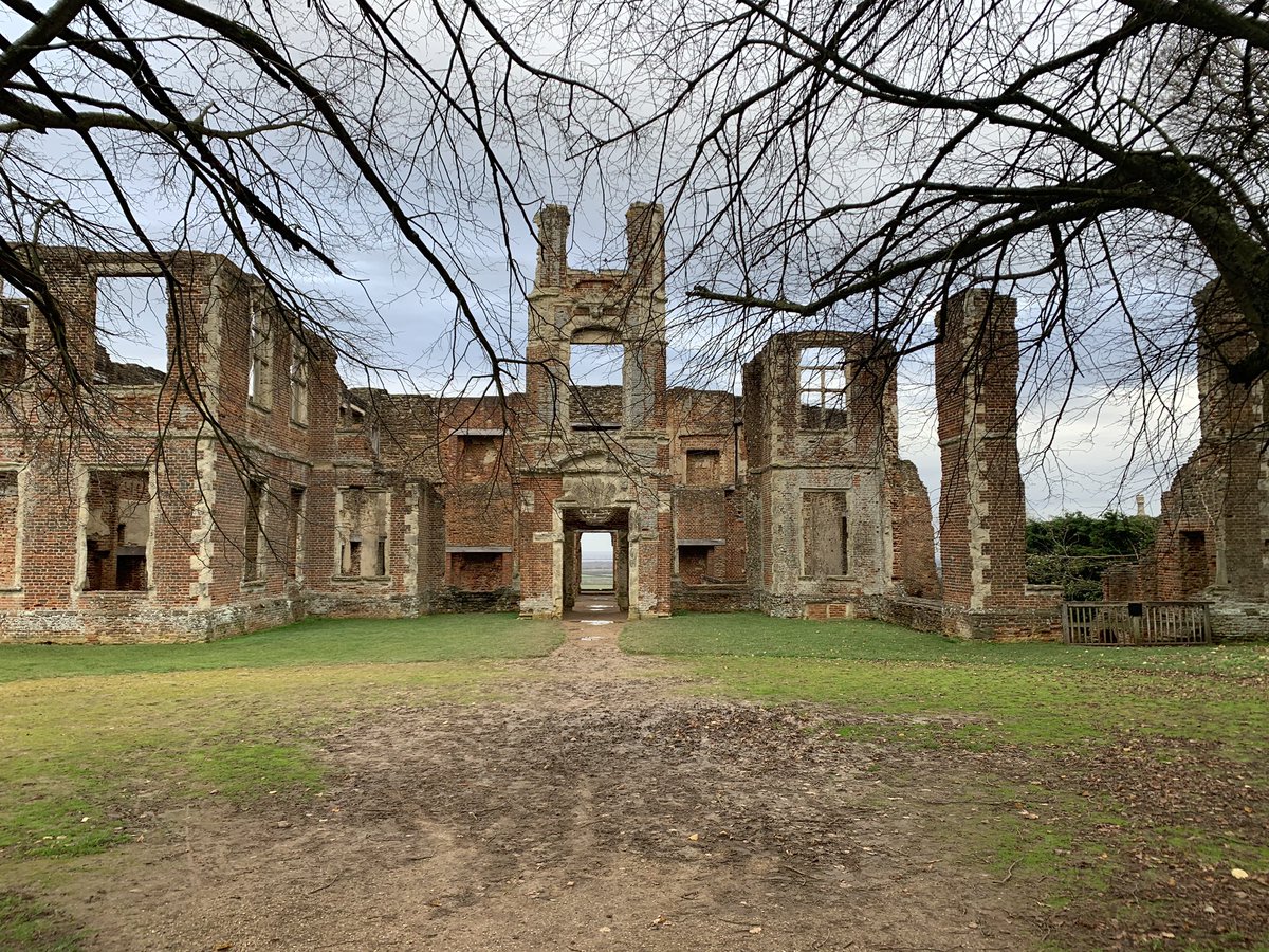 lizmead867's tweet photo. On my daily @KickOffAt3 challenge, walking today looking at restoration projects ๐๐
Please help @DKMS_uk find a donor for #Arya #spinoffat3 #runoffat3 https://t.co/c3JO0cAo8F