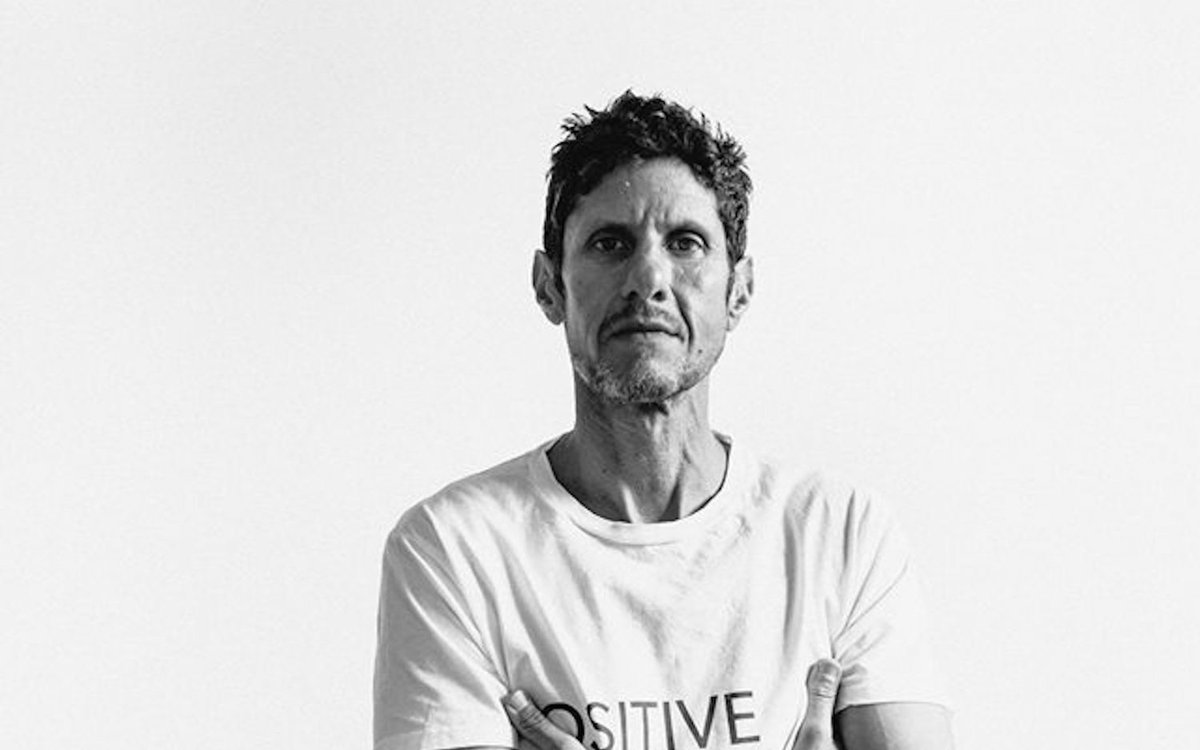 Mike d в молодости. Mike d. Пират майк анджело. Mike d. Майк пират нитипайсалкул.